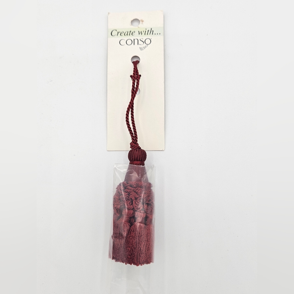 Conso Decorative Tassel- Furniture, Lamp, & Armoire Ornament key accesory